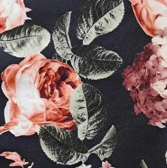 ❤️ Pretty Floral H&M Pencil Skirt - Picture 5 of 9